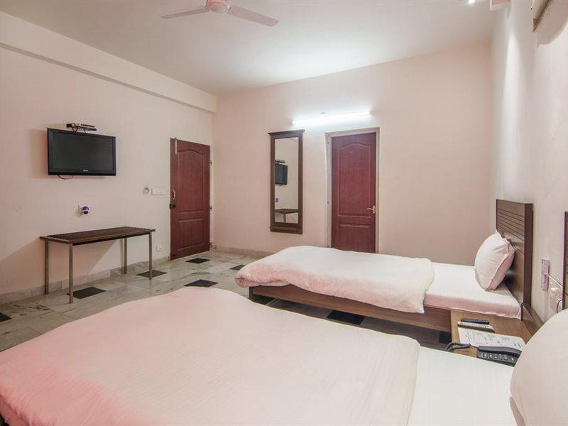 Hotel Bhakti Dhama Vrindavan Luaran gambar