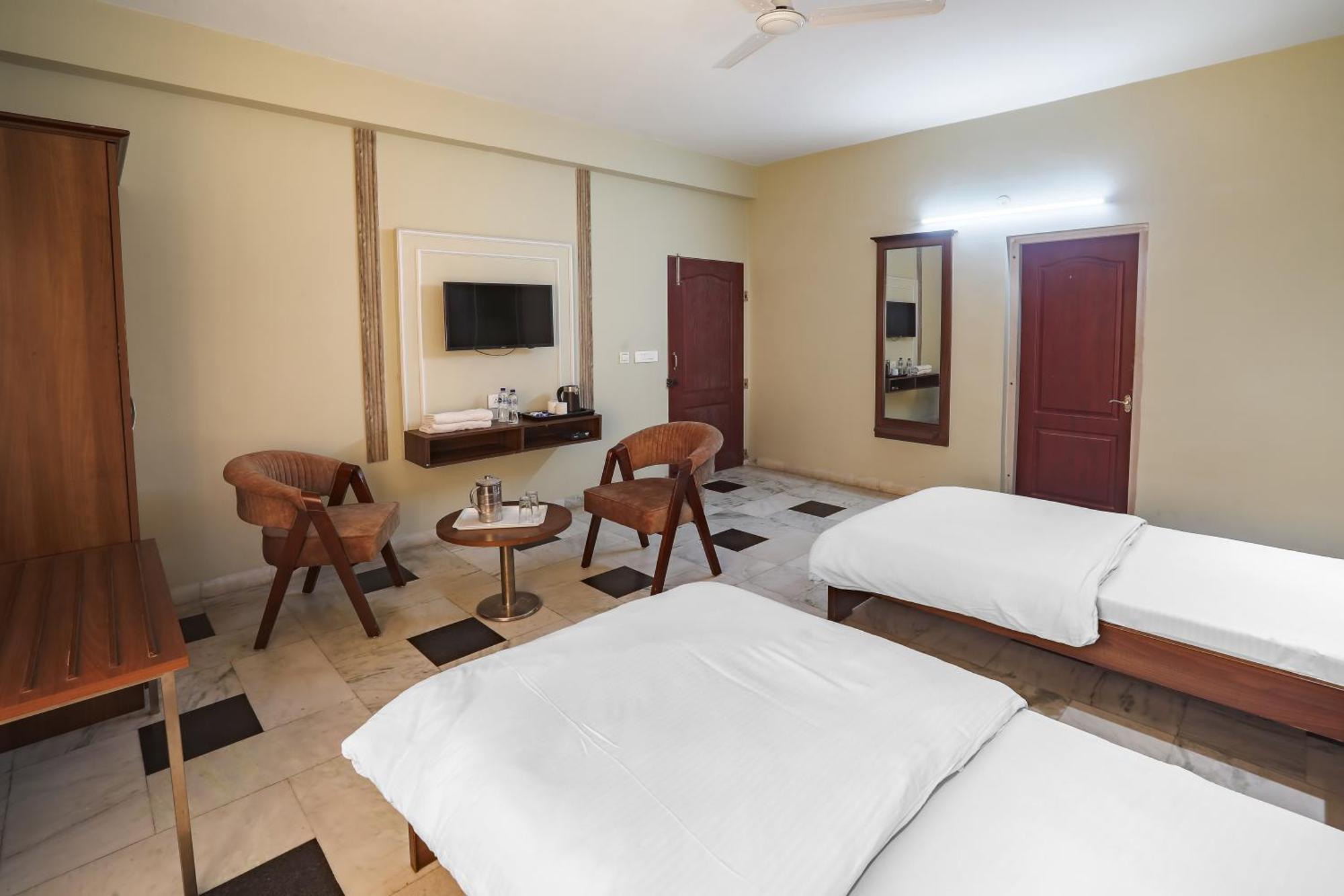 Hotel Bhakti Dhama Vrindavan Luaran gambar