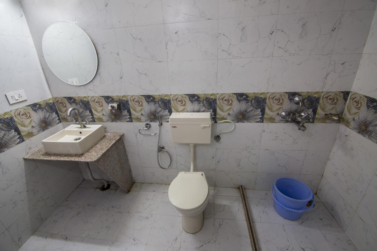 Hotel Bhakti Dhama Vrindavan Bilik gambar